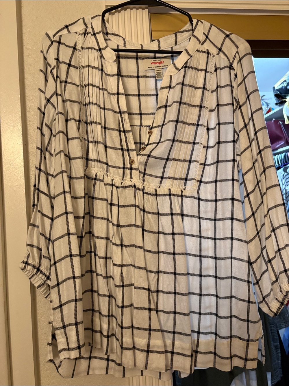 Wrangler White and Black Windowpane Tunic Blouse